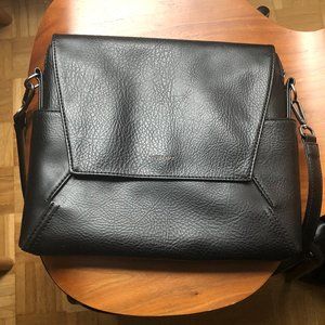 Matt & Nat Black Handbag (Vegan Leather)